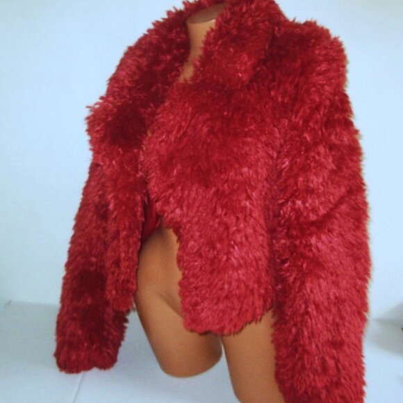 Band Of The Free Chili Pepper Red Faux Fur Open Front Jacket Size SMALL NWT - Picture 4 of 7